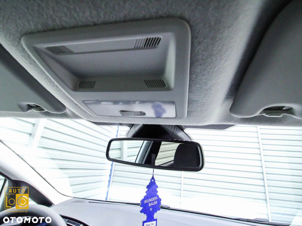 Ford Fiesta 1.0 EcoBoost S&S ST-LINE X - 30