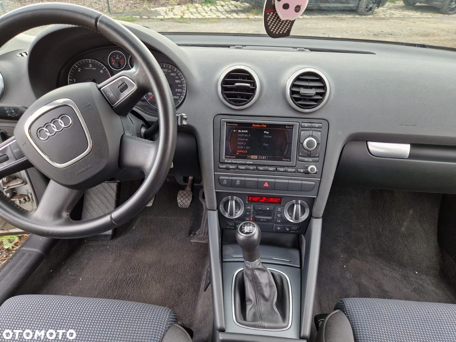Audi A3 1.2 TFSI S line Sportpaket - 13
