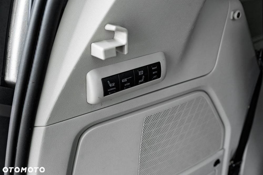 Chrysler Grand Voyager 2.8 CRD Limited - 20