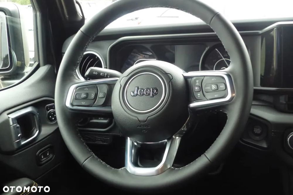 Jeep Wrangler Unlimited GME 2.0 Turbo Sahara - 20