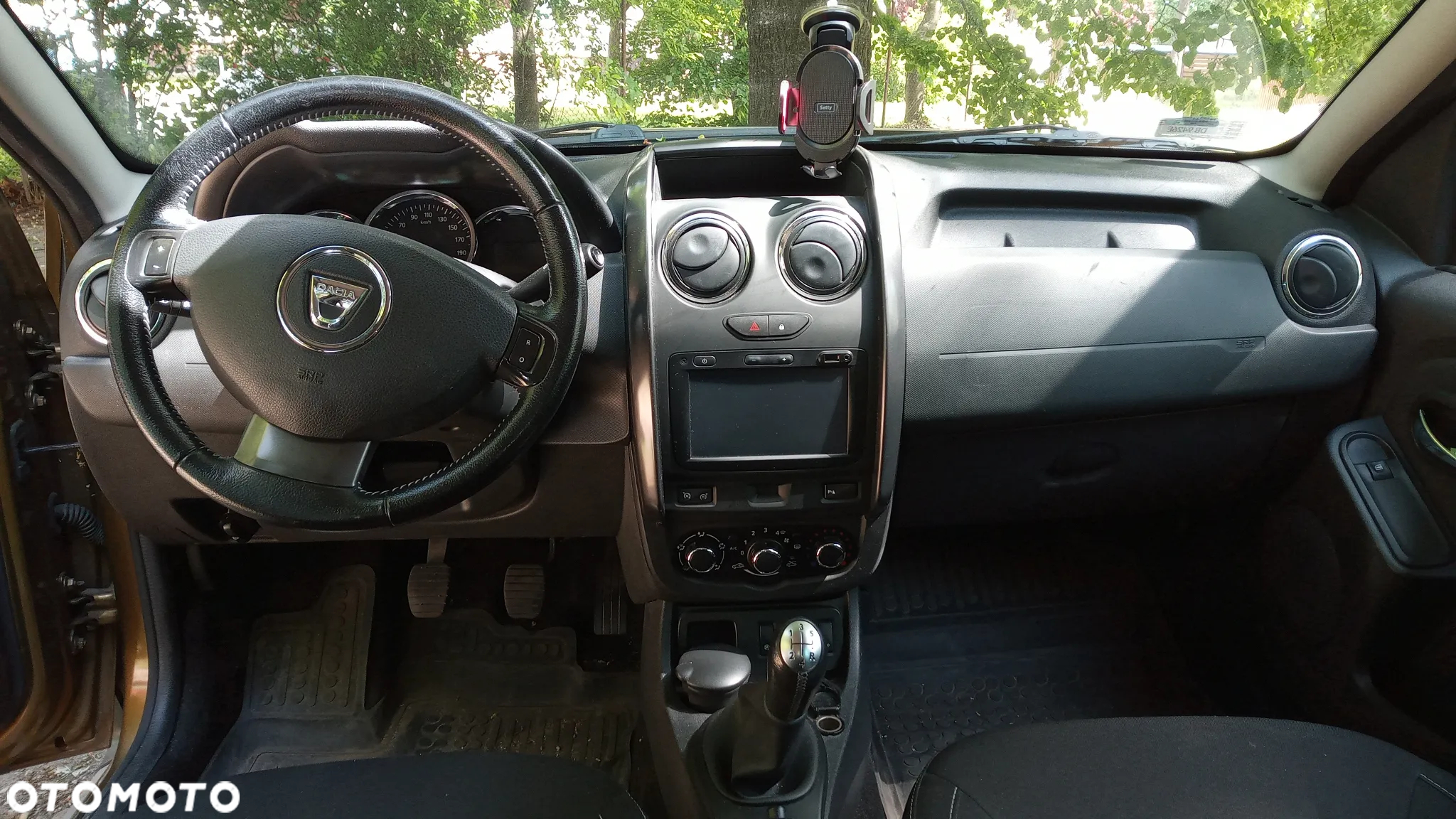 Dacia Duster 1.6 SCe Urban Explorer S&S - 14