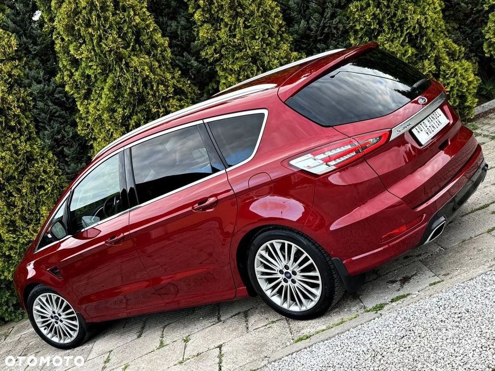 Ford S-Max - 16