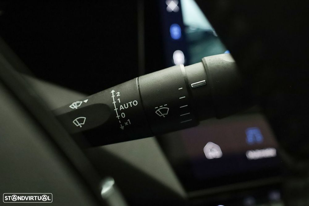 Peugeot 408 1.6 Hybrid Allure e-EAT8 - 19