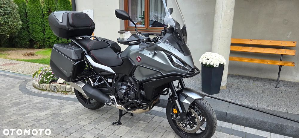 Honda NT