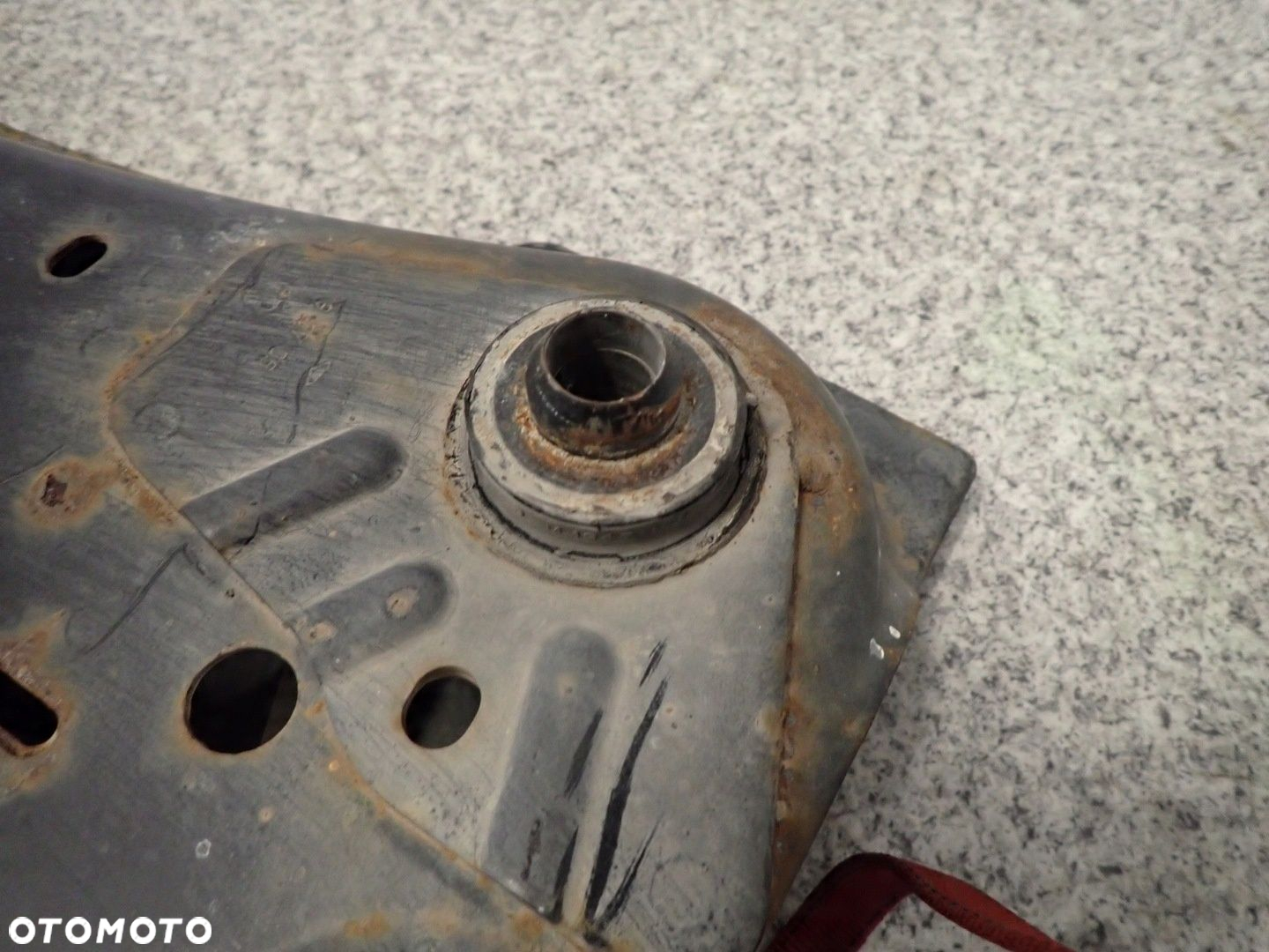 NISSAN MICRA K12 02- BELKA POD SILNIK SANKI - 10
