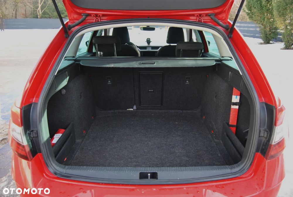 Skoda Octavia 1.5 TSI ACT Style - 14