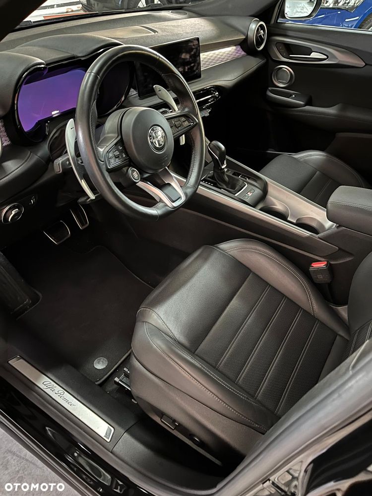 Alfa Romeo Tonale 1.3 PHEV Q4 Veloce - 10
