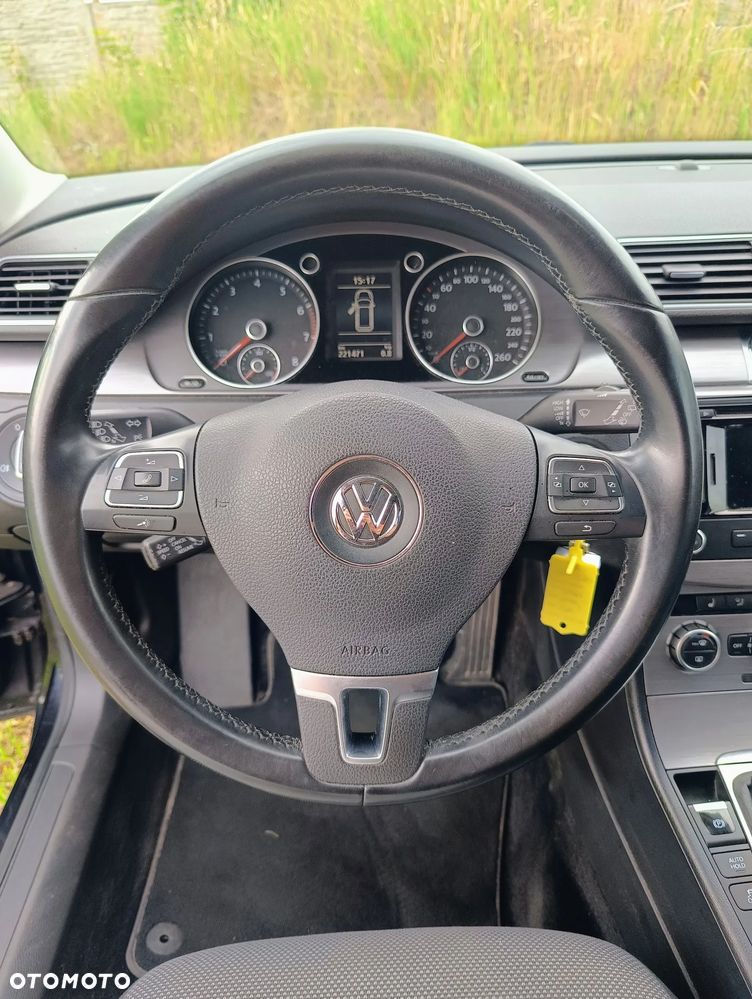 Volkswagen Passat 1.4 TSI Exclusive - 21