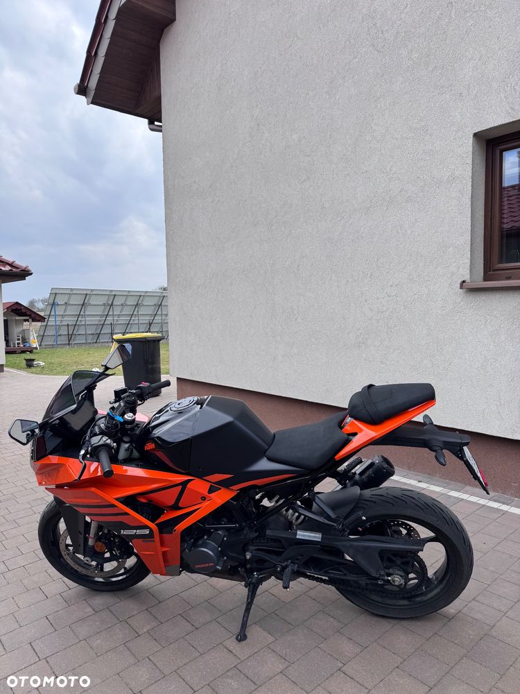 KTM RC 125 - 6