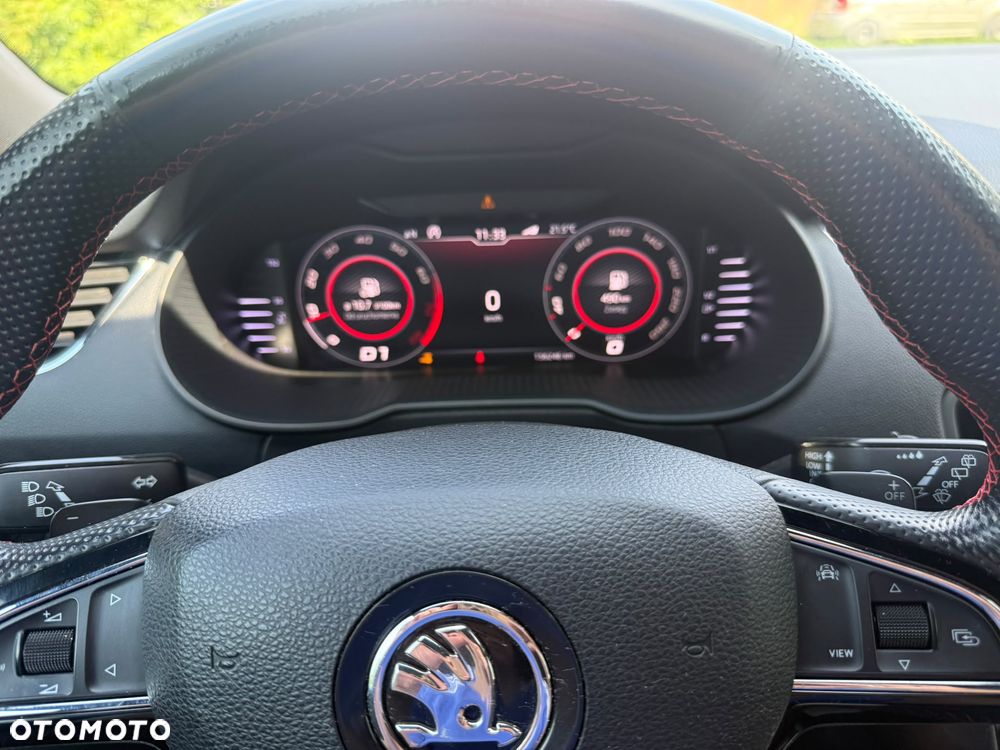 Skoda Octavia 2.0 TSI RS Challenge 245 DSG - 24