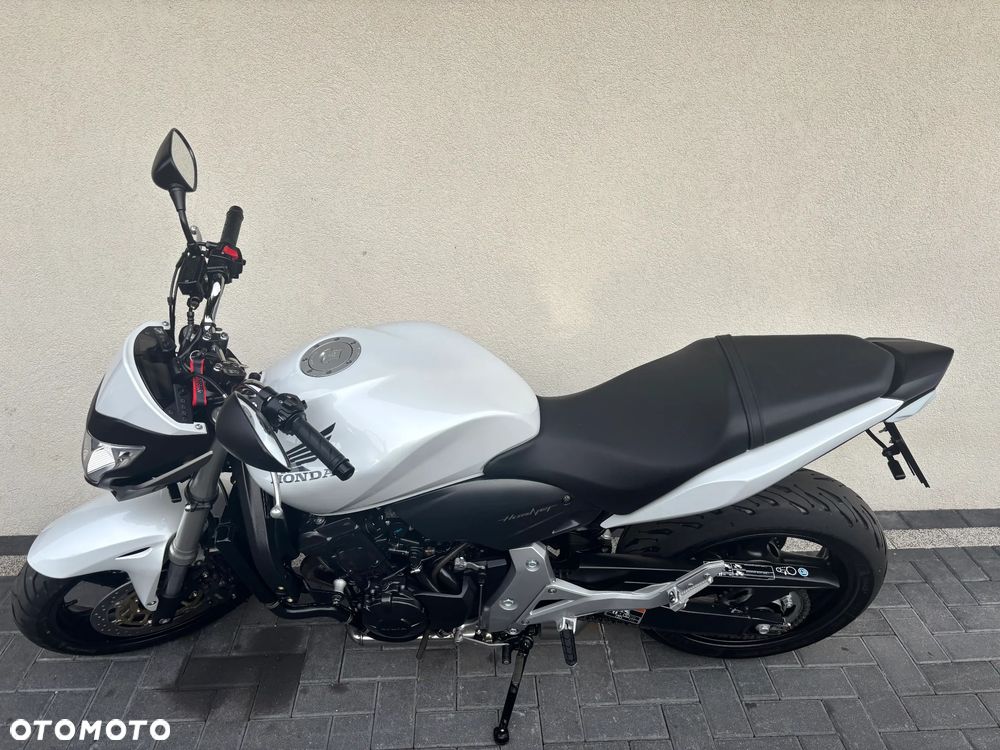 Honda Hornet - 4