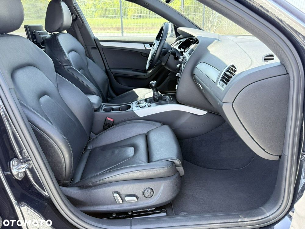 Audi A4 Avant 2.0 TDI - 19