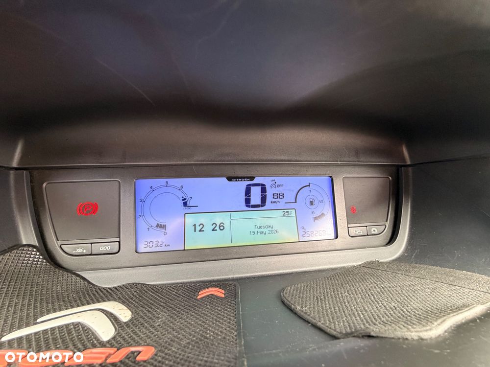 Citroën C4 Picasso 1.6 VTi SX - 11