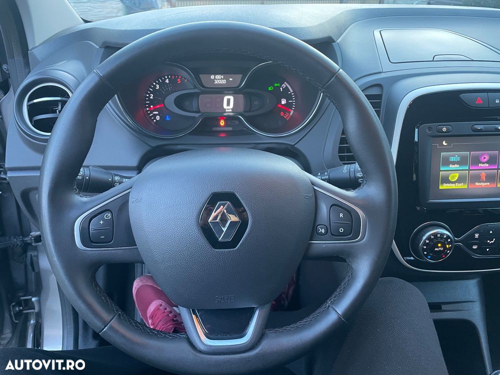 Renault Captur - 26