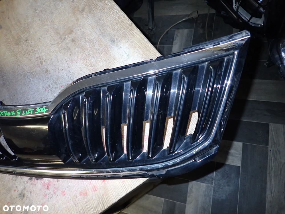 SKODA OCTAVIA III LIFT GRILL ATRAPA - 2
