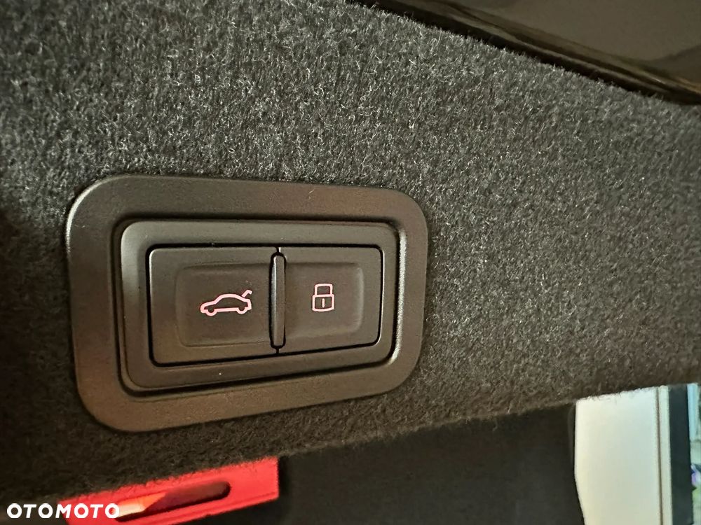 Audi A6 Limousine 2.0 TDI Ultra DPF S tronic - 38