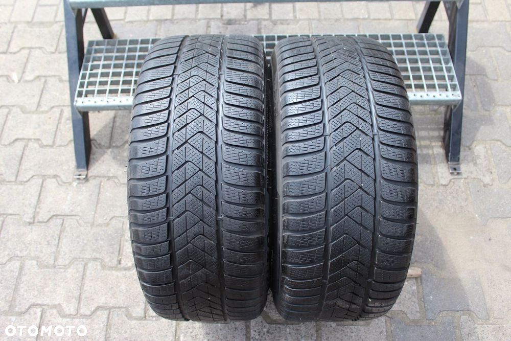 2x 275/40R18 PIRELLI WINTER SOTTOZERO 3 MO 103V 20r 6mm - 1
