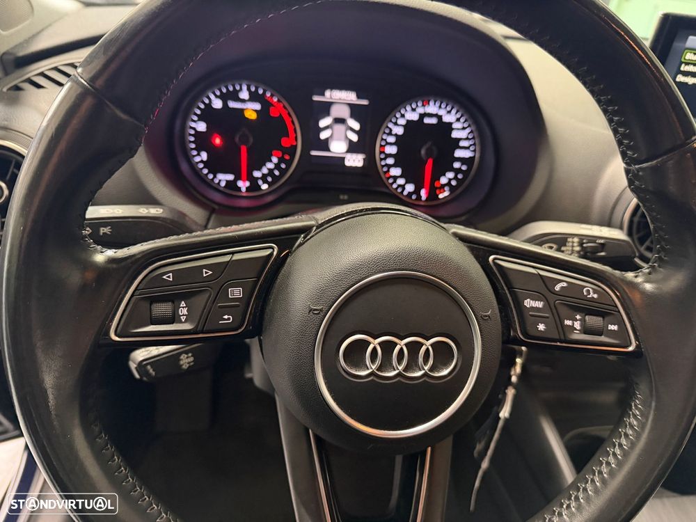 Audi A3 Sportback 1.6 TDI Advance Ultra - 13