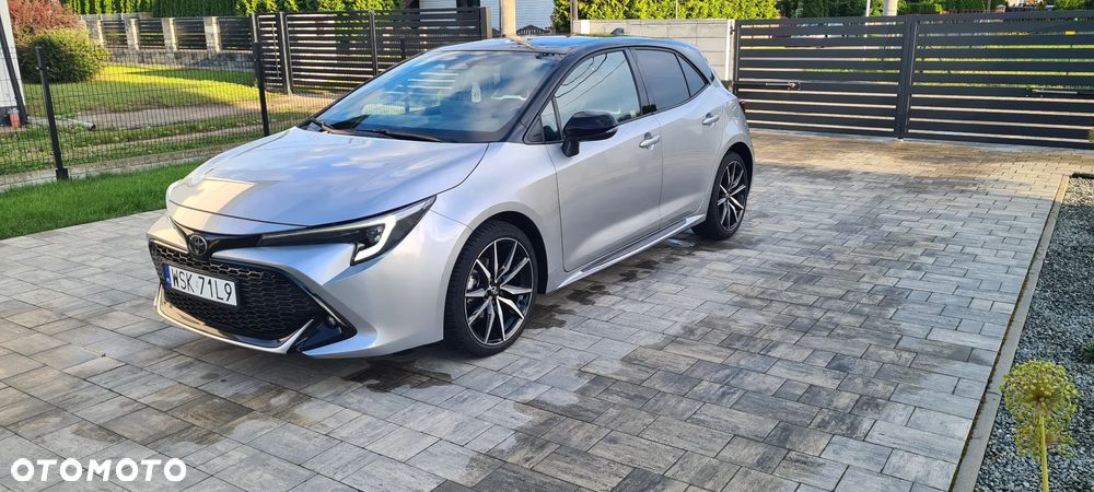 Toyota Corolla - 4