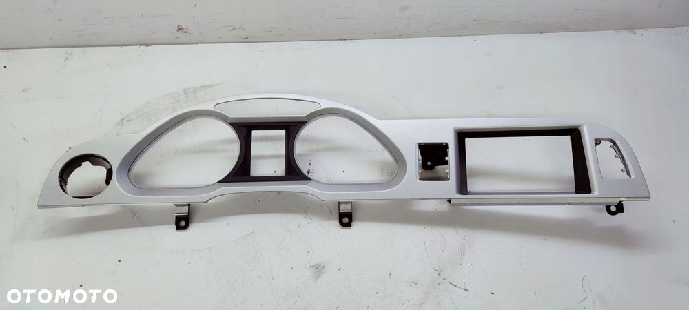 RAMKA OBUDOWA LICZNIKA AUDI A6 C6 EU 4F1857115H - 1