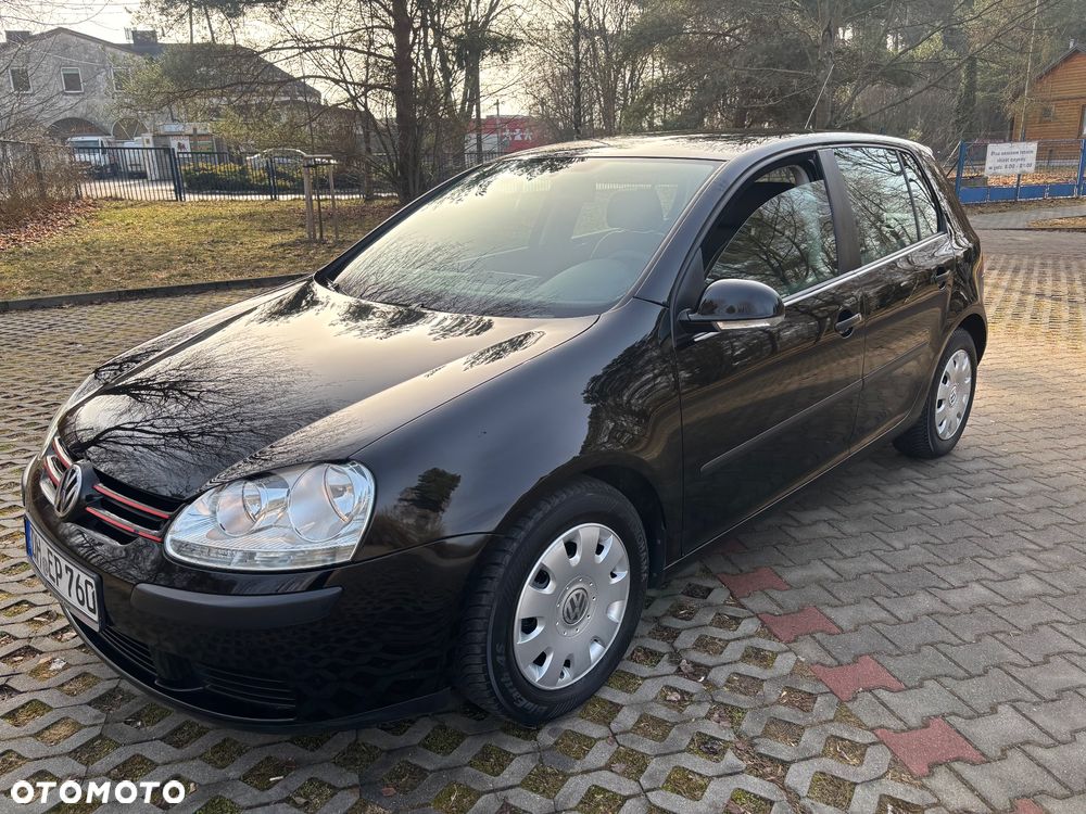 Volkswagen Golf - 1