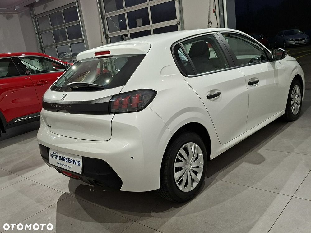 Peugeot 208 - 24