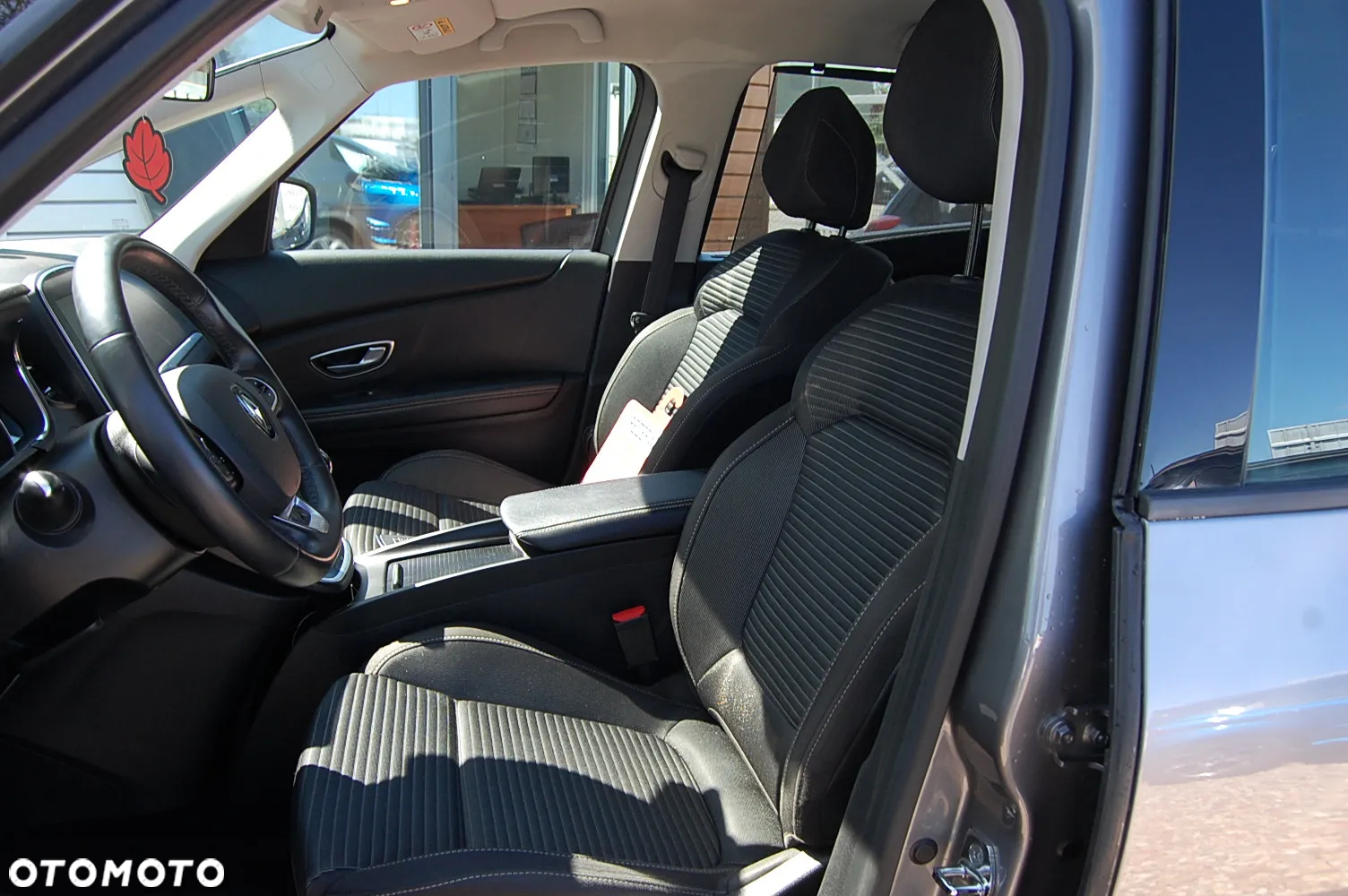 Renault Scenic - 18