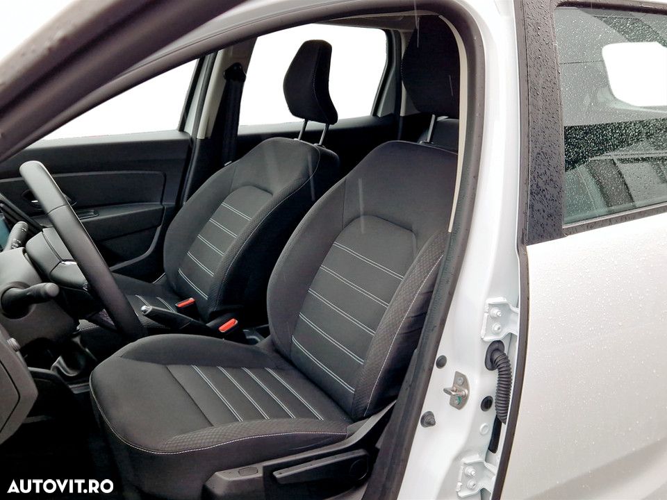 Dacia Duster 1.5 Blue dCi 4WD Essential - 10
