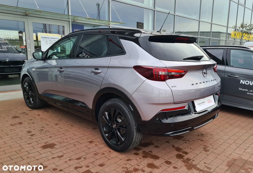 Opel Grandland 1.2 T GS S&S - 9