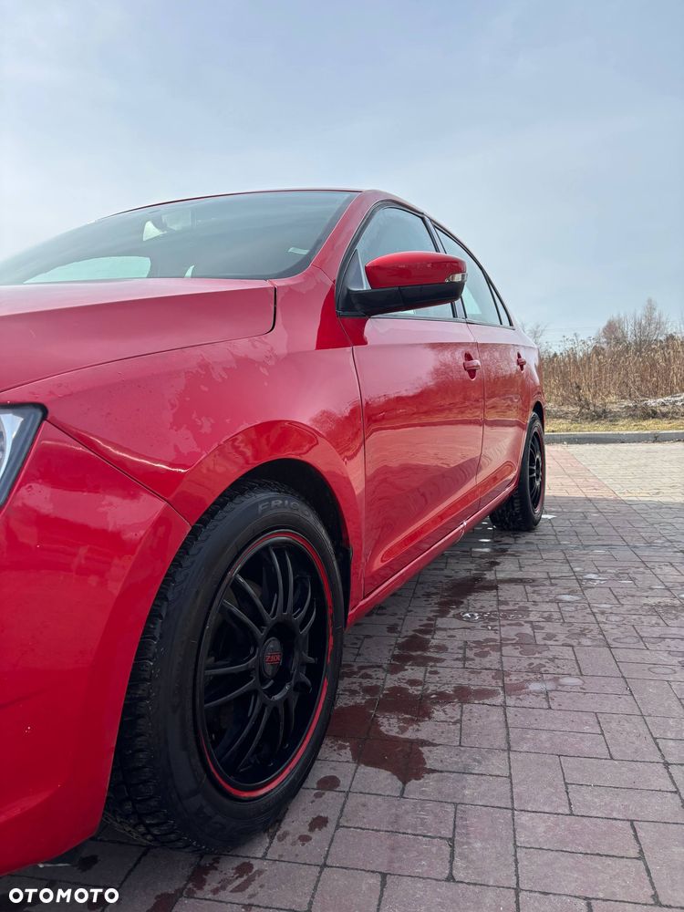 Skoda RAPID 1.2 TSI Ambition - 8