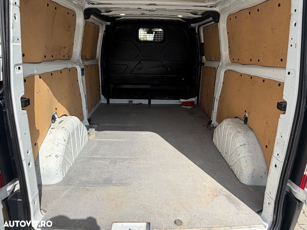 Ford Transit Custom LWB Combi Trend - 6