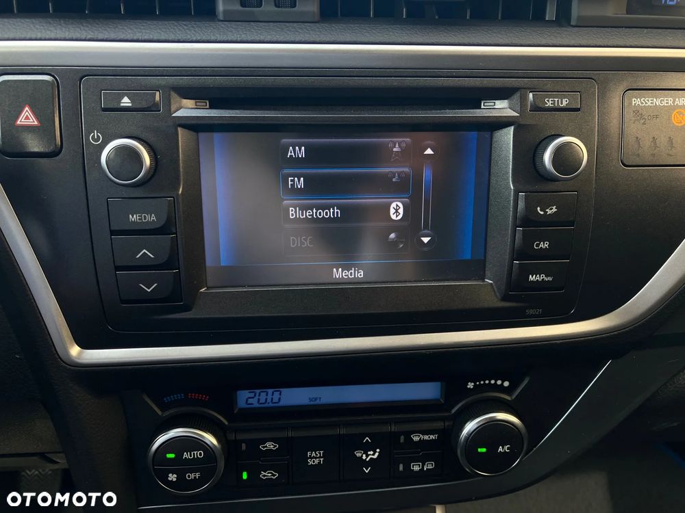 Toyota Auris - 26
