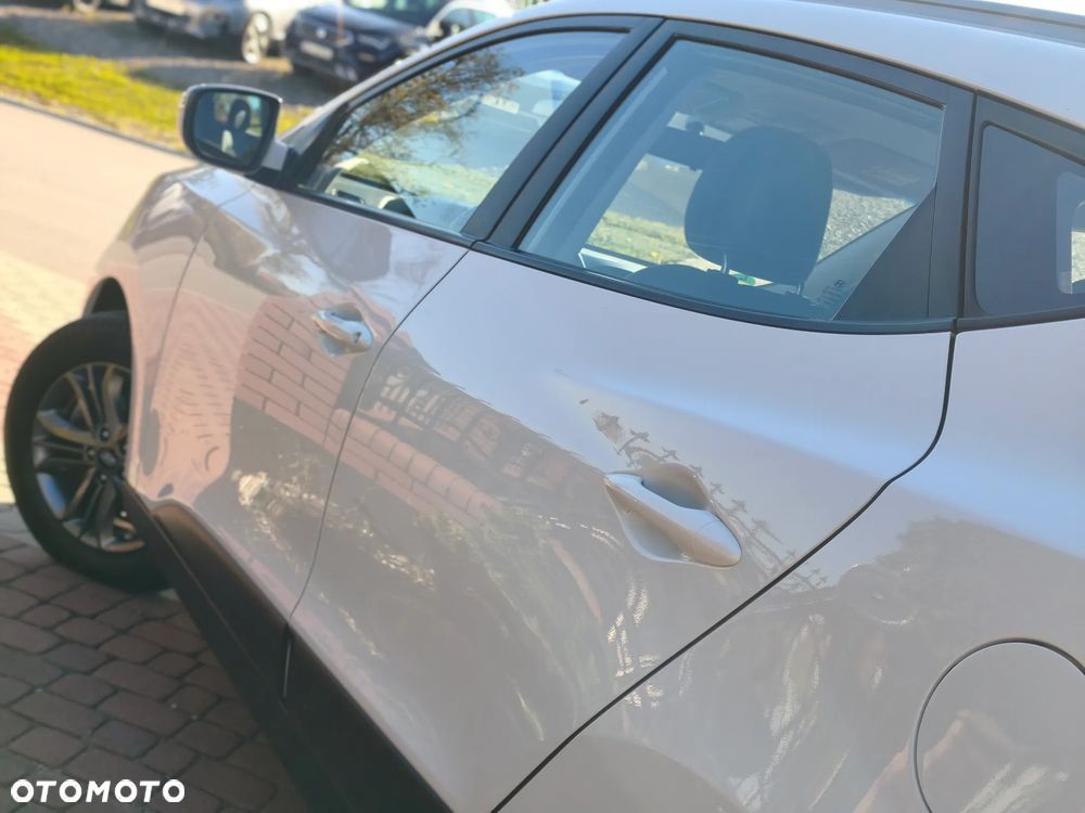 Hyundai ix35 1.7 CRDi 2WD Fifa World Cup Edition - 10