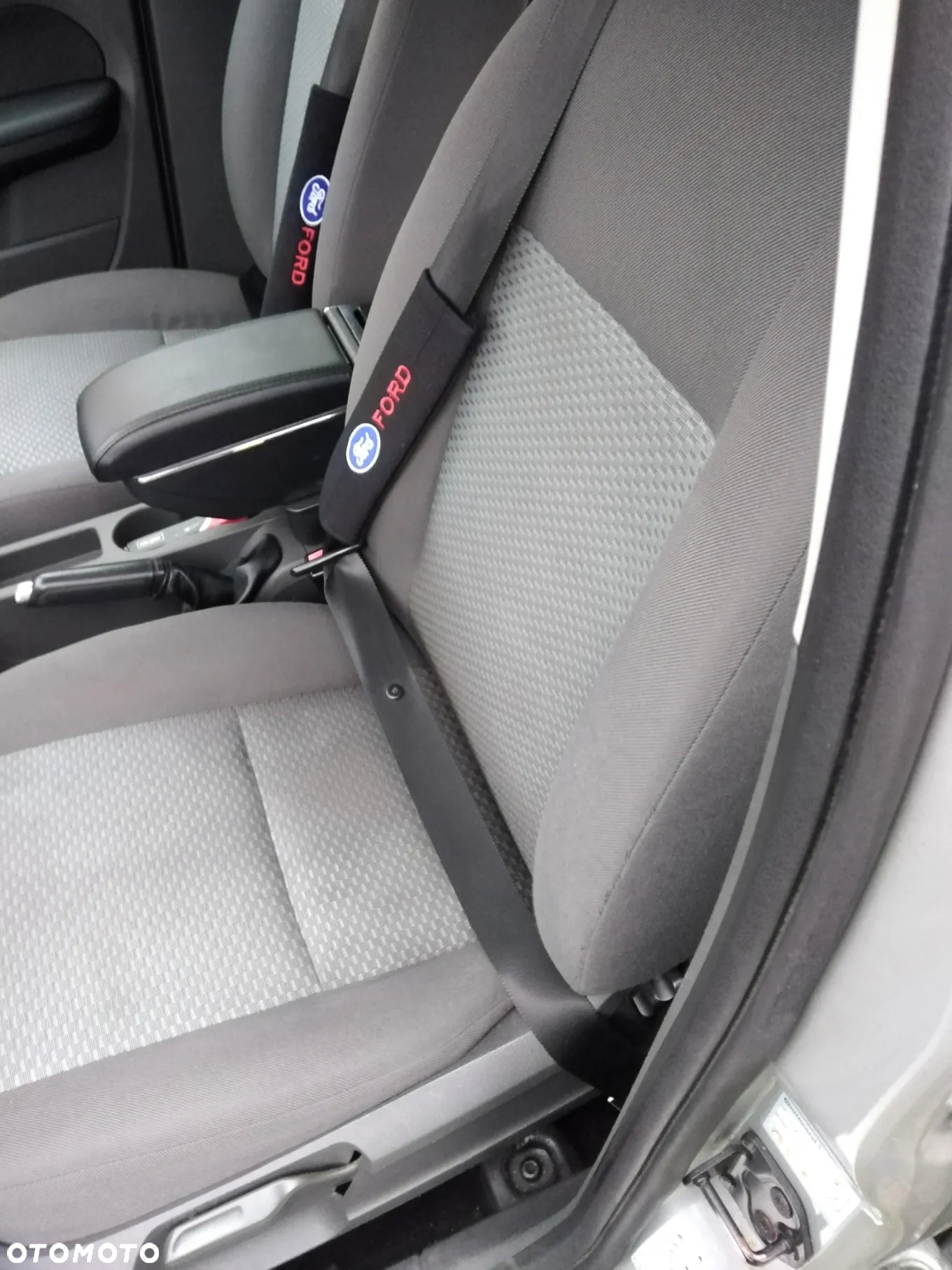 Ford Focus 1.6 TDCi DPF Ghia - 19