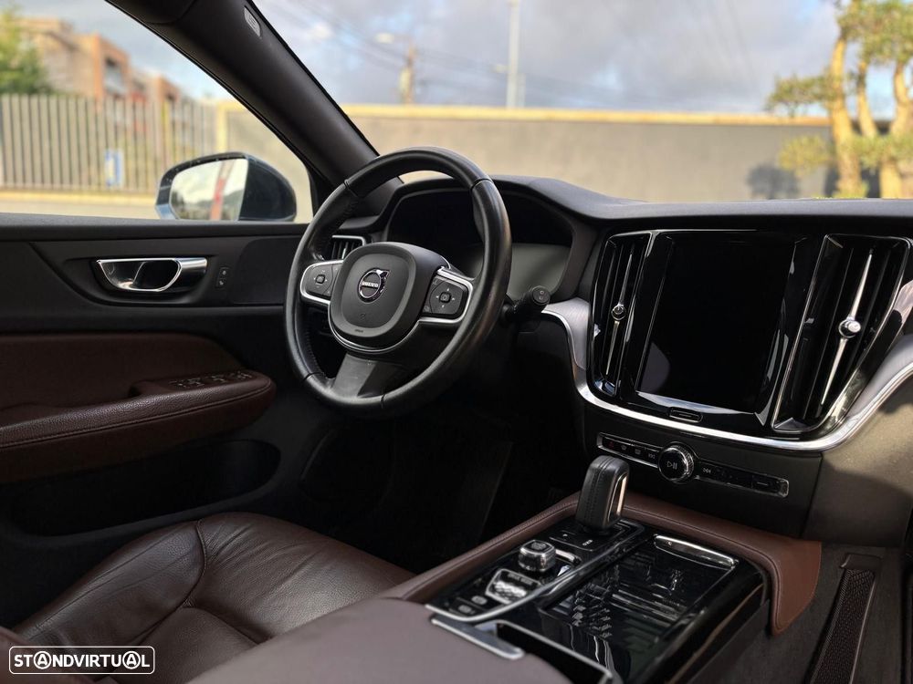 Volvo V60 2.0 T6 AWD TE Inscription Expression - 23