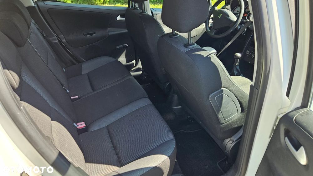 Peugeot 207 1.6 HDi Access 98g - 10