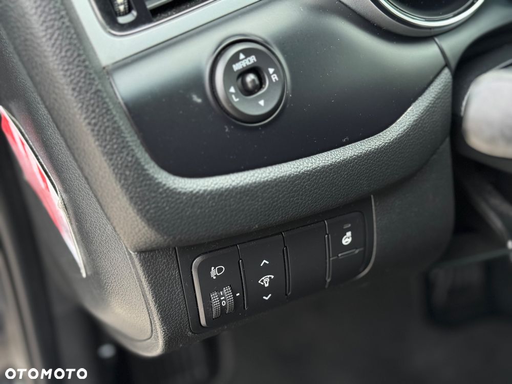 Kia Ceed 1.6 GDI ISG Spirit - 16