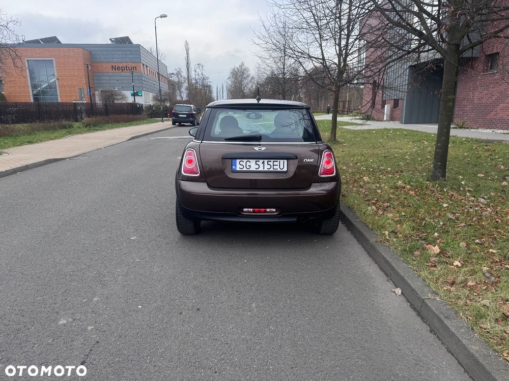 MINI ONE Baker Street - 4