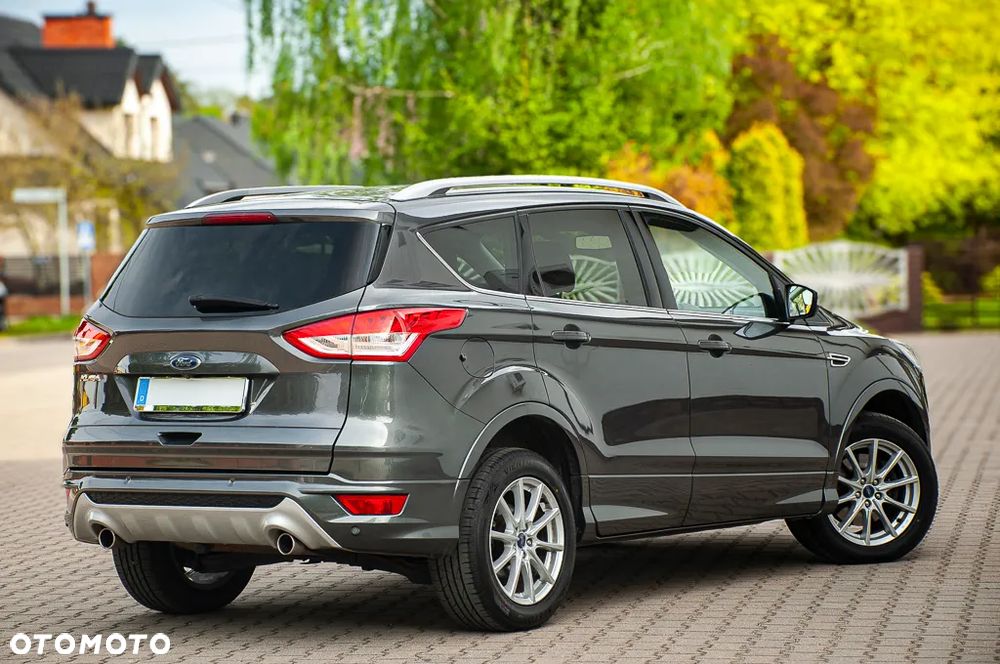Ford Kuga 2.0 TDCi 4x4 Titanium - 27