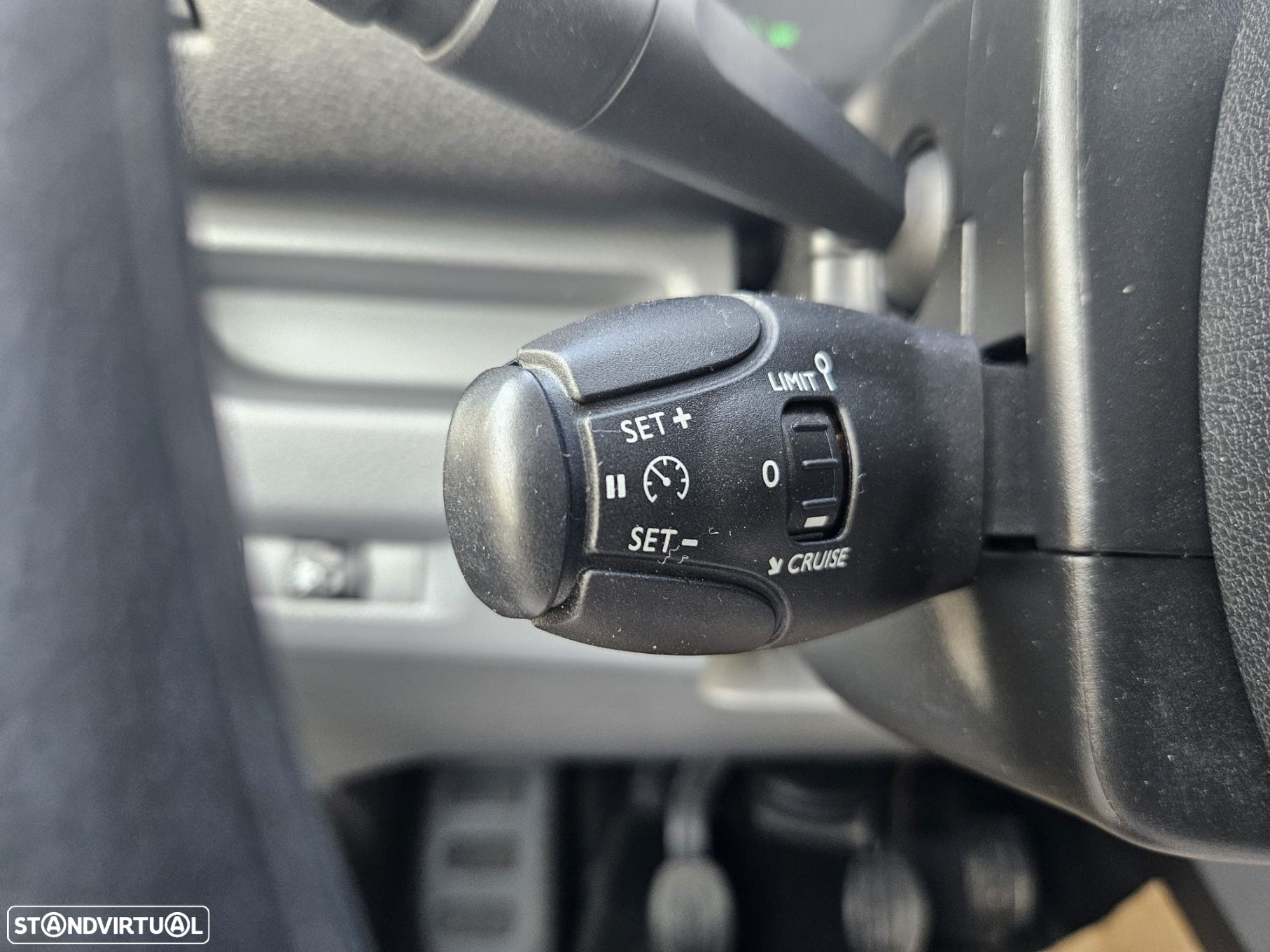Opel Vivaro 1.5 CDTi L2H1 Essentia - 23