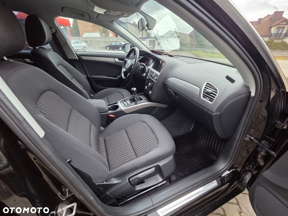 Audi A4 Limousine - 6