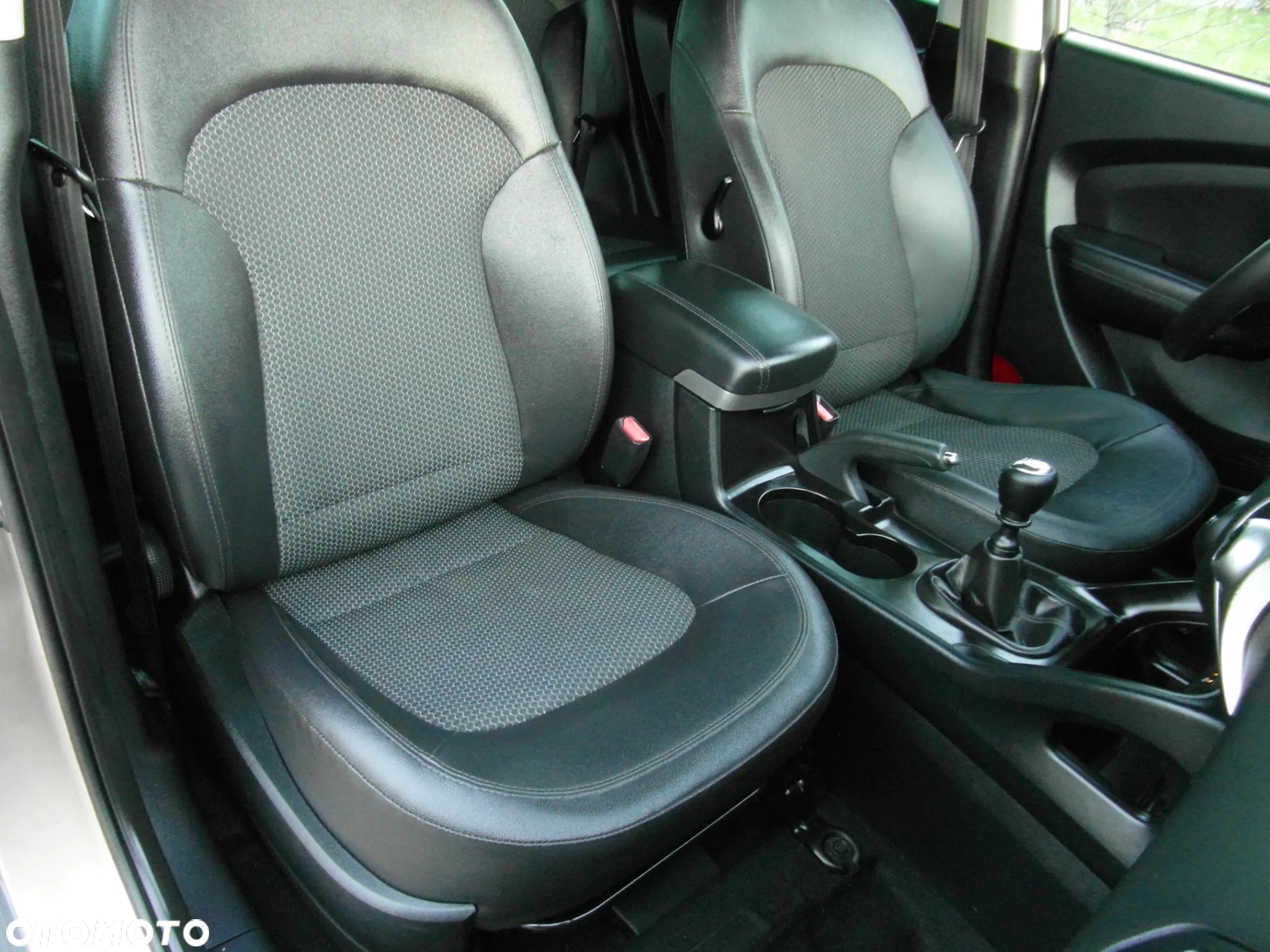 Hyundai ix35 1.6 GDI Premium 2WD - 18