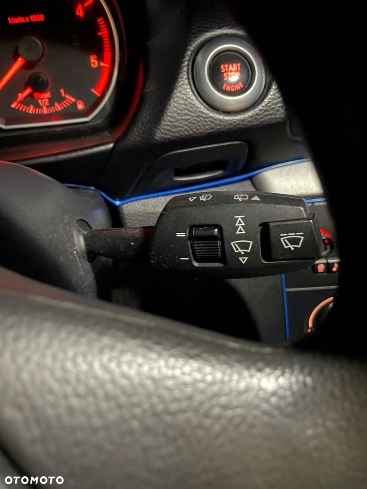 BMW Seria 1 116d - 30