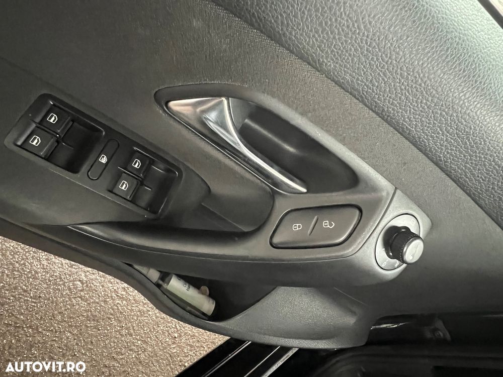 VOLKSWAGEN Polo 2010 — imagine 11