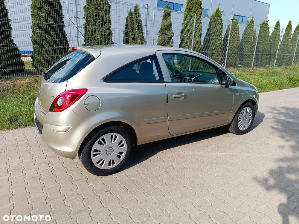 Opel Corsa 1.2 16V Color Edition - 3