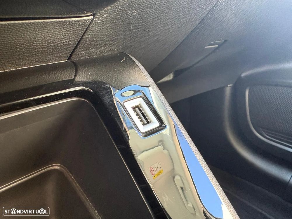Peugeot 208 1.2 PureTech Active - 15