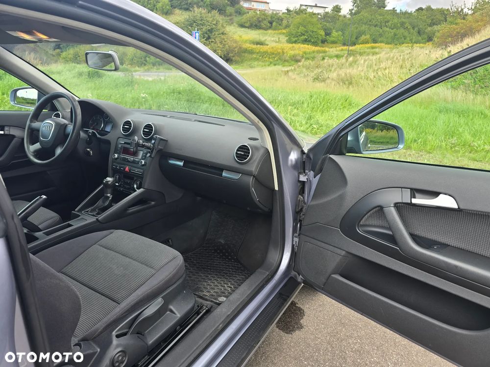 Audi A3 3-drzwiowe 1.9 TDI DPF Ambiente - 16