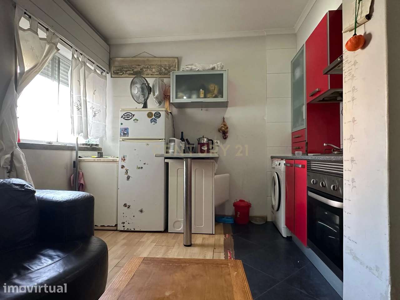 Apartamento T1 na Av. Luís de Camões, Miratejo - Grande imagem: 2/19