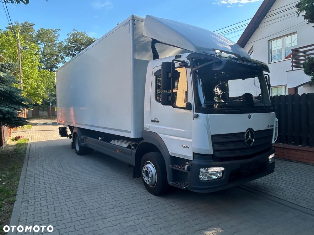 Mercedes-Benz ATEGO 1218 18 paletowy dł.7,25 szer.2,49 wys.2,35 - 2