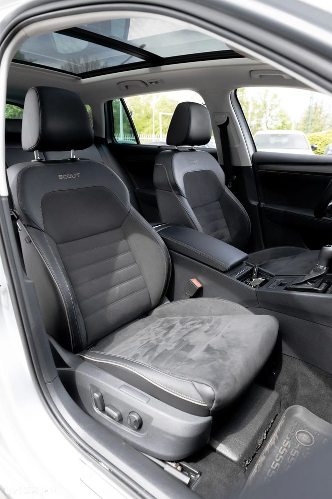 Skoda Superb 2.0 TSI 4x4 Scout DSG - 20